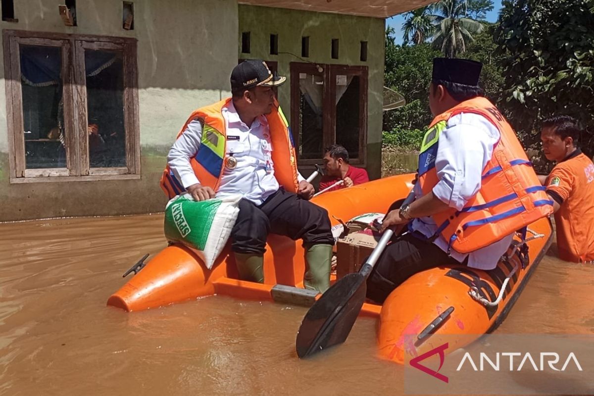 Empat desa di Aceh Jaya terisolir akibat banjir