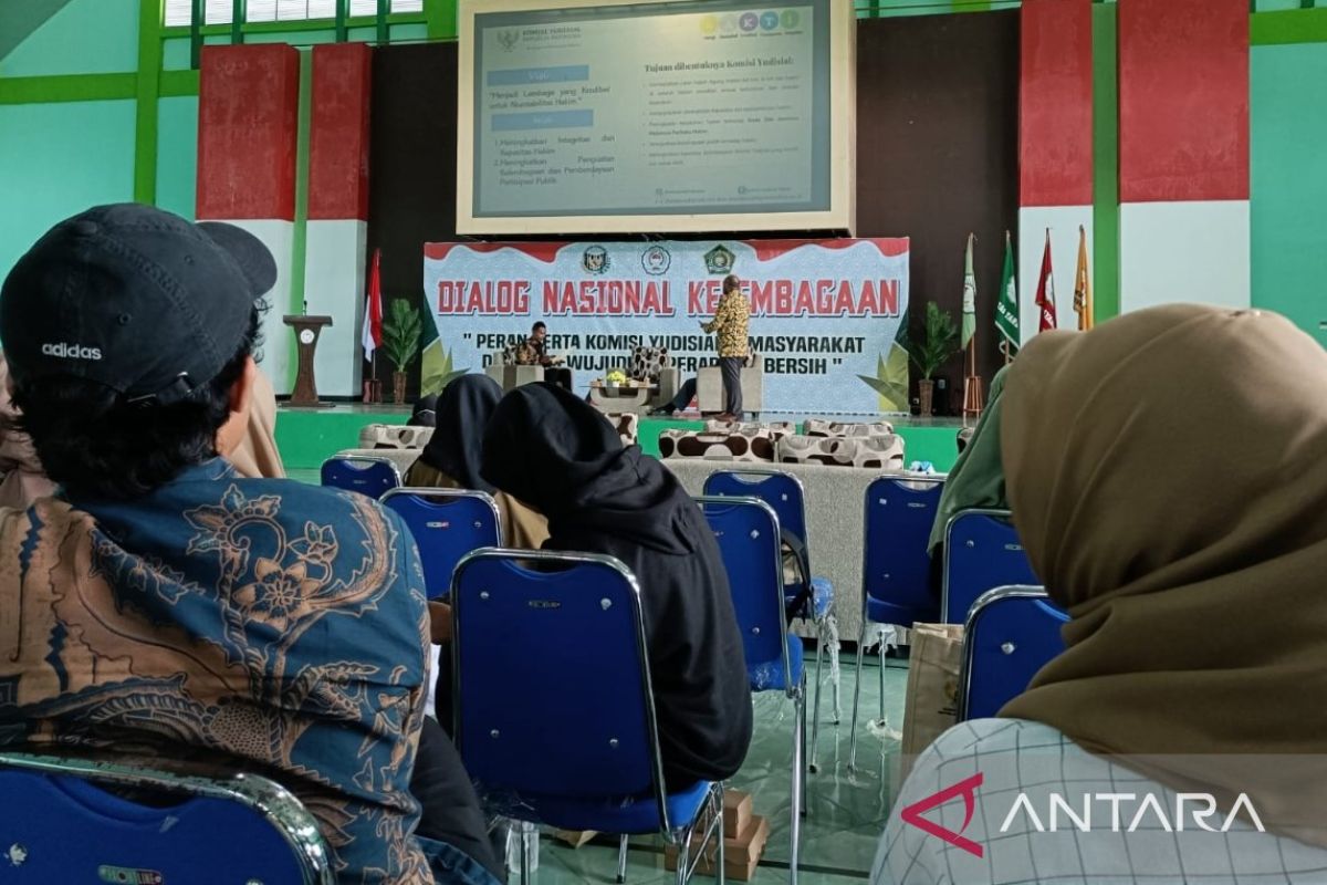 Komisi Yudisial harap akademisi aktif kawal peradilan di Papua