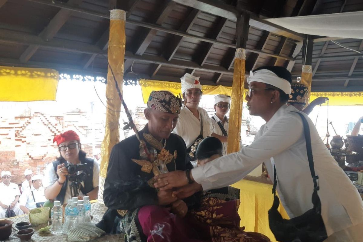 Puri Agung Denpasar menggelar ritual penunjukan tetua puri