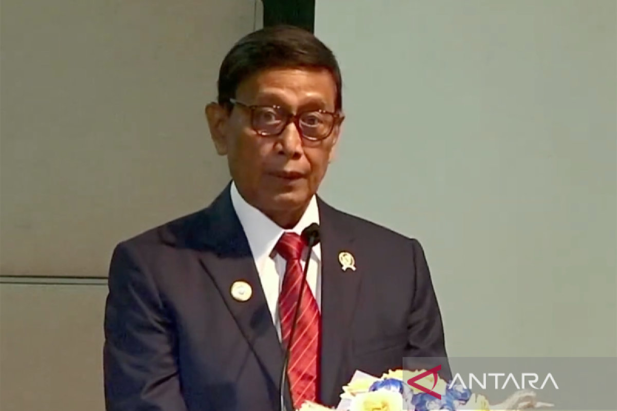 Wiranto ajak mantan aparat desa Karesidenan Pati menangkan Prabowo-Gibran satu putaran