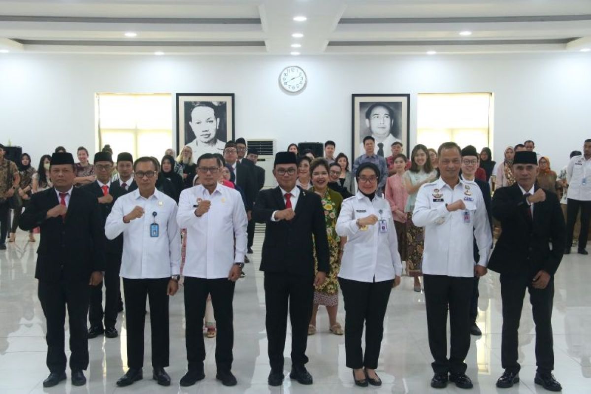 Kakanwil lantik dan ambil sumpah notaris di wilayah kerja Provinsi Banten