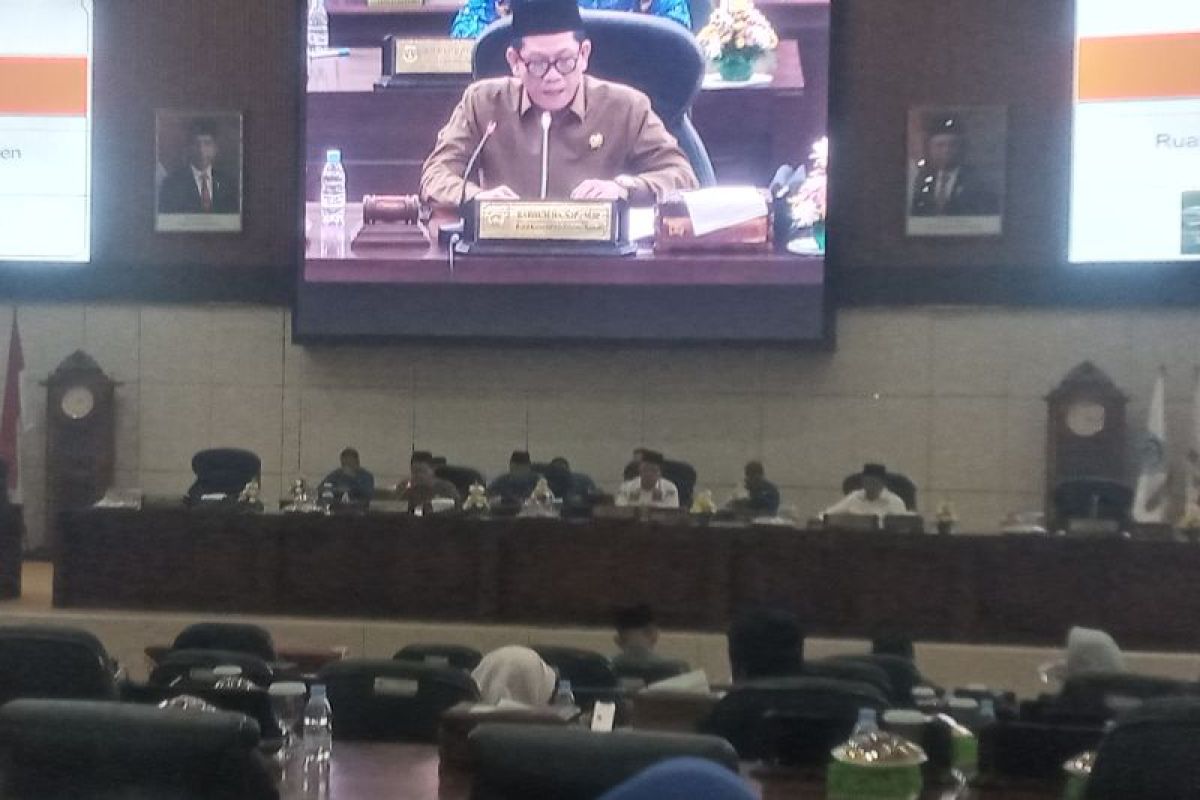 DPRD Banten bertekad rampungkan pembahasan perda pajak daerah