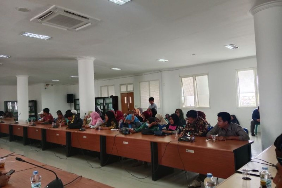 Lombok Tengah mengalokasikan Rp2 miliar untuk insentif guru honorer