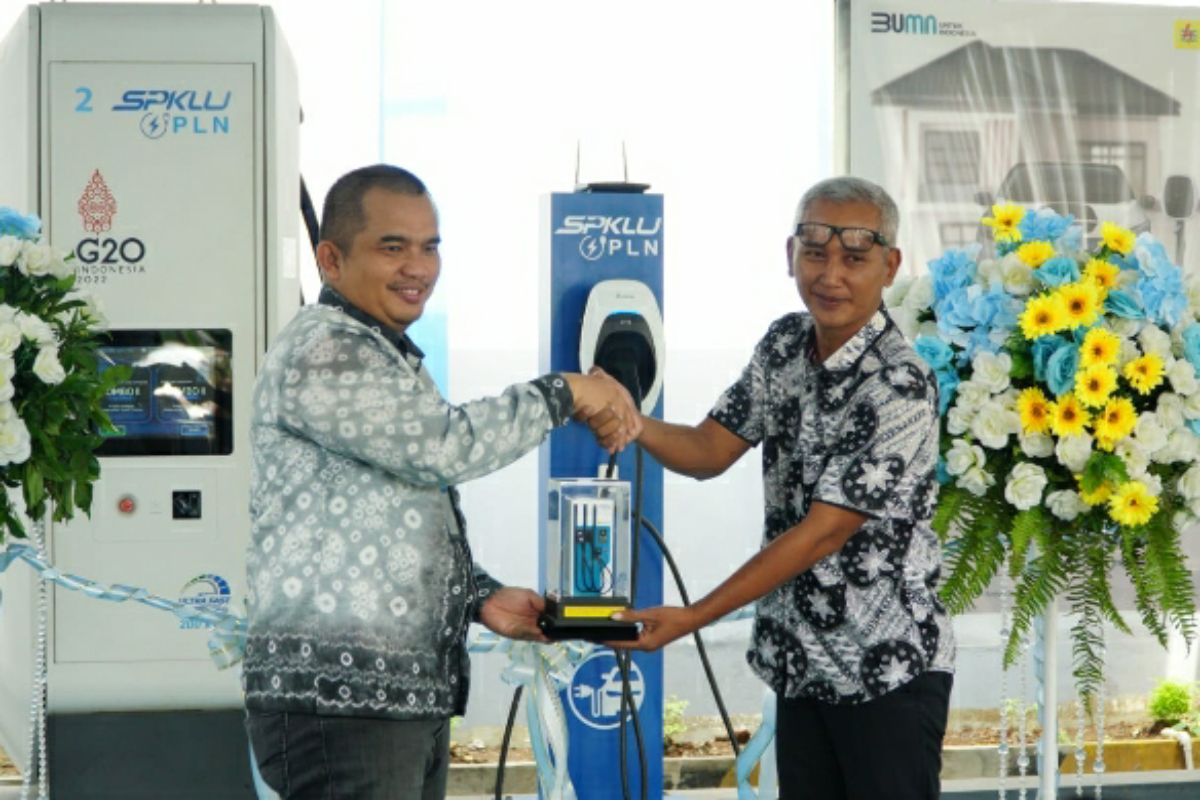 PLN resmikan SPKLU di pusat Kota Purwokerto