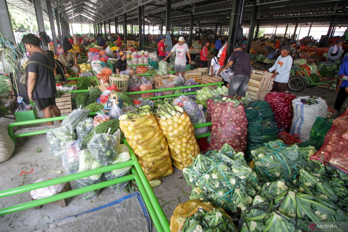 Pengoperasian grosir sayur Pasar Porong