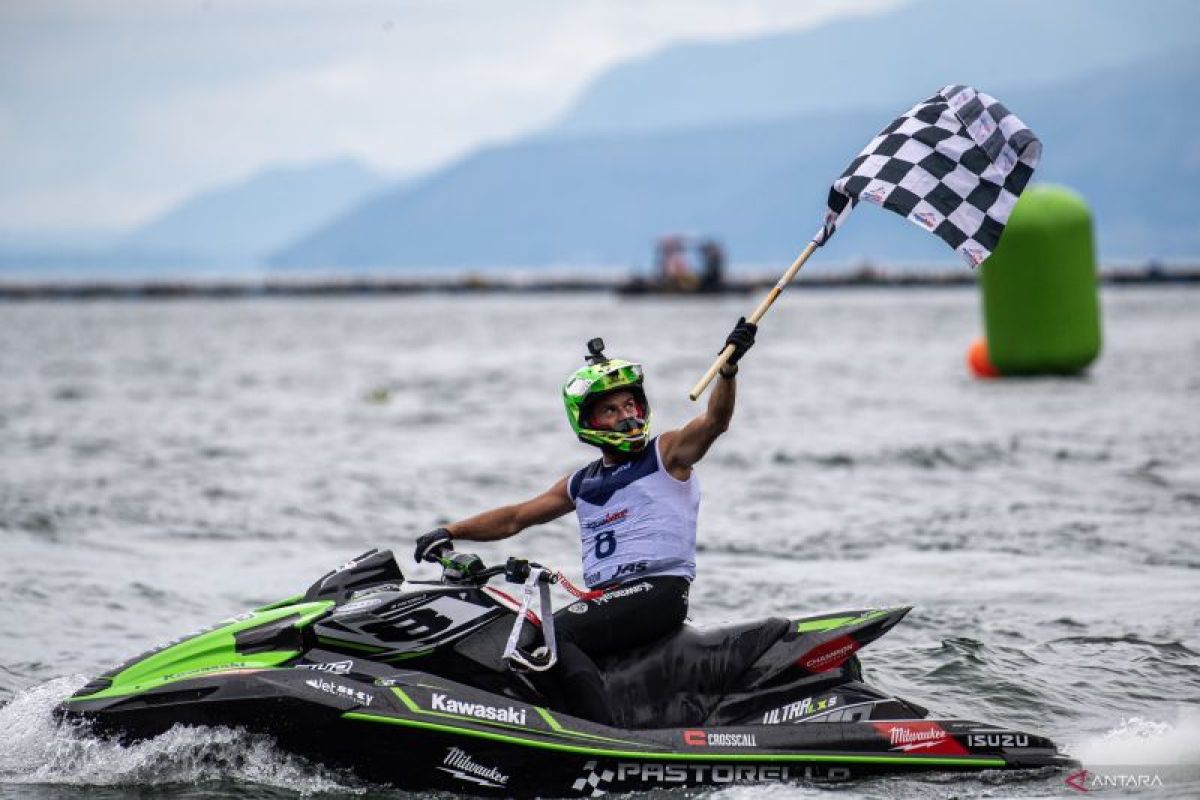 Bruno kembali juarai kategori endurance di seri Aquabike Dairi