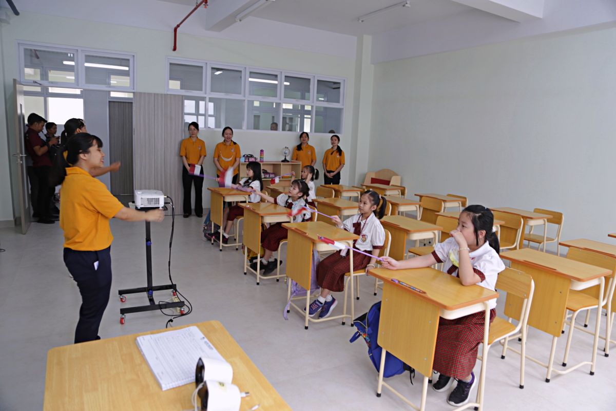 Sekolah Internasional tiga bahasa di Surabaya jadi percontohan