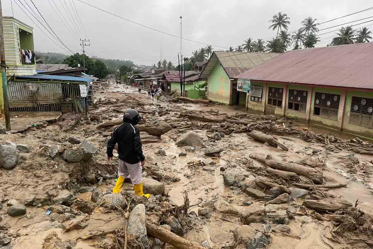 Empat sekolah rusak berat akibat banjir bandang di Aceh Selatan