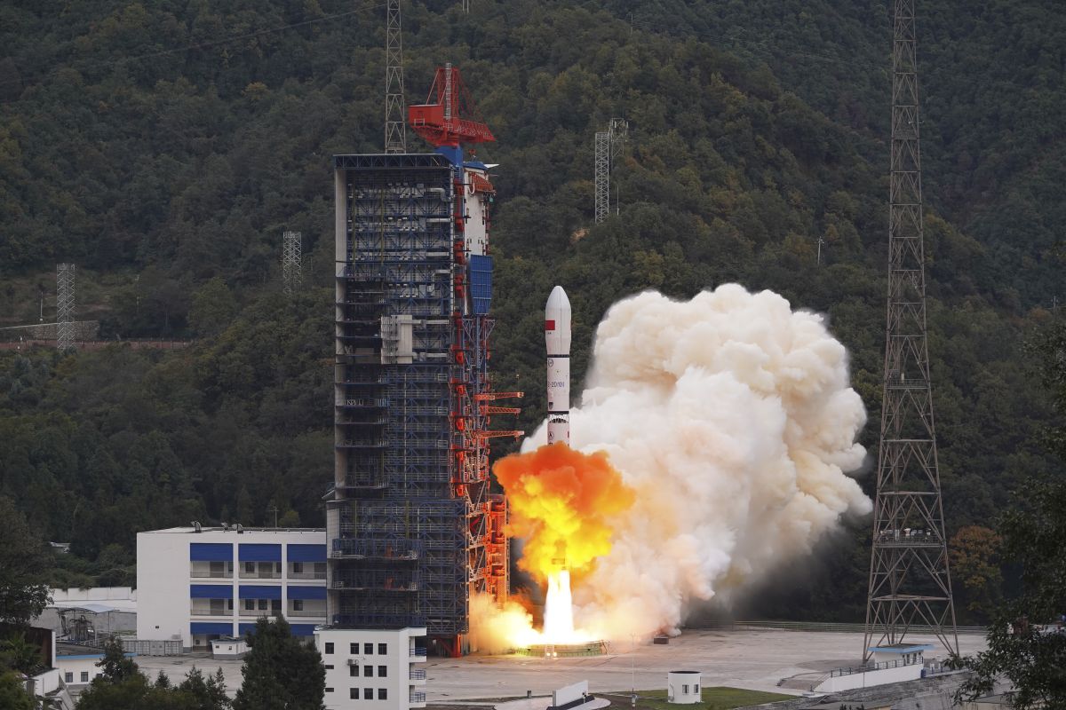 China luncurkan satelit eksperimen teknologi