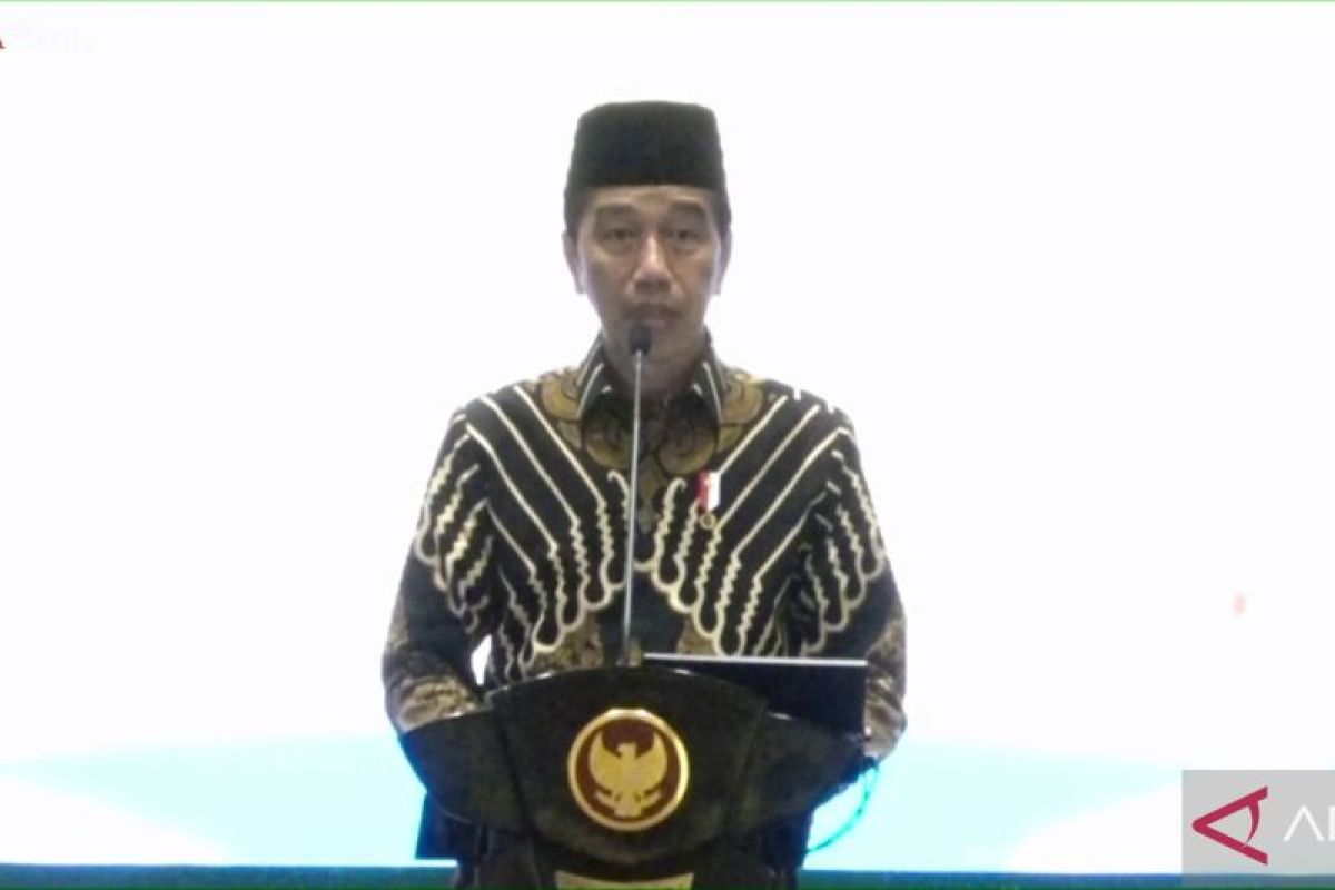 Presiden Jokowi persilakan rakyat pilih Anies, Ganjar atau Prabowo