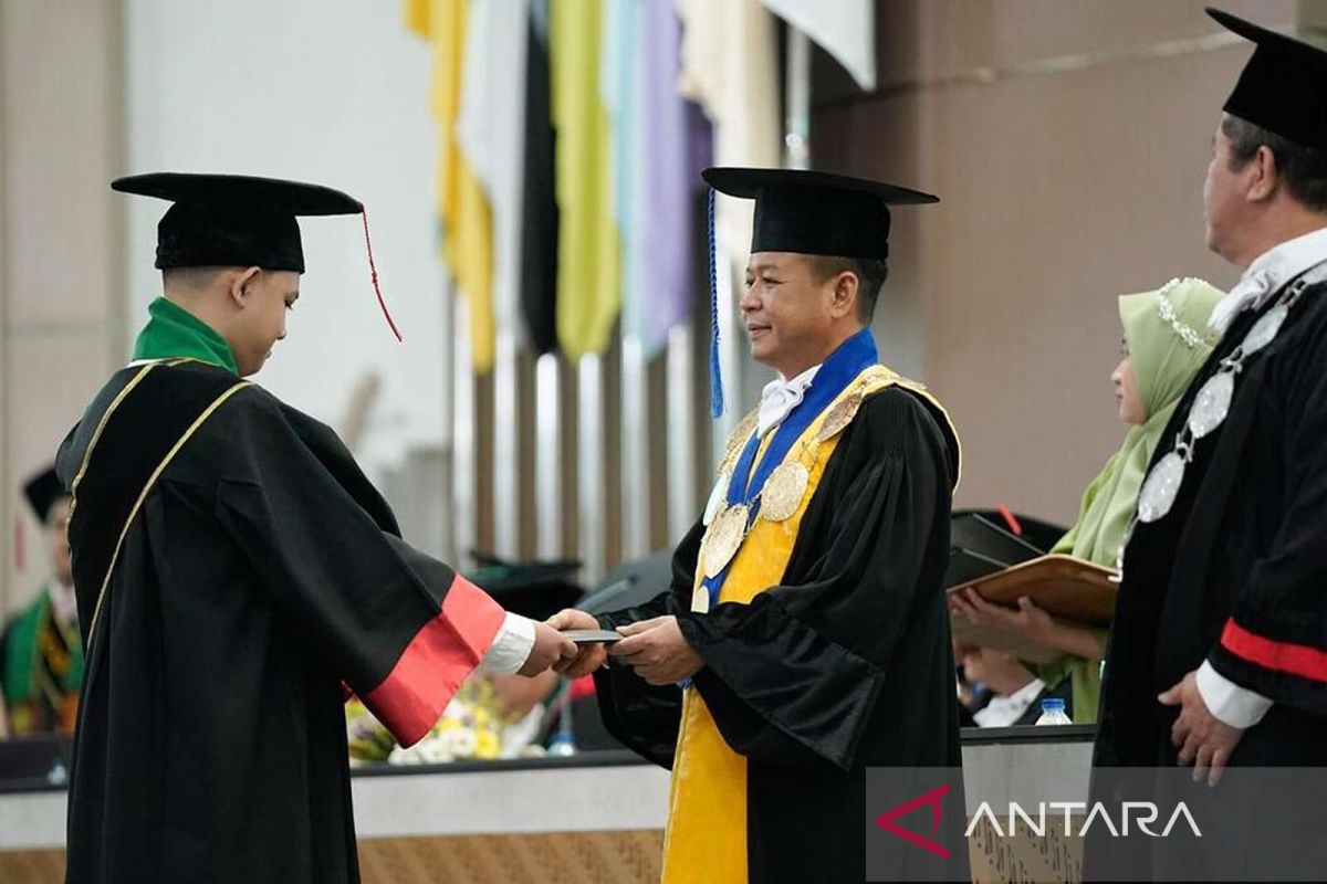 2.279 mahasiswa  USU diwisuda