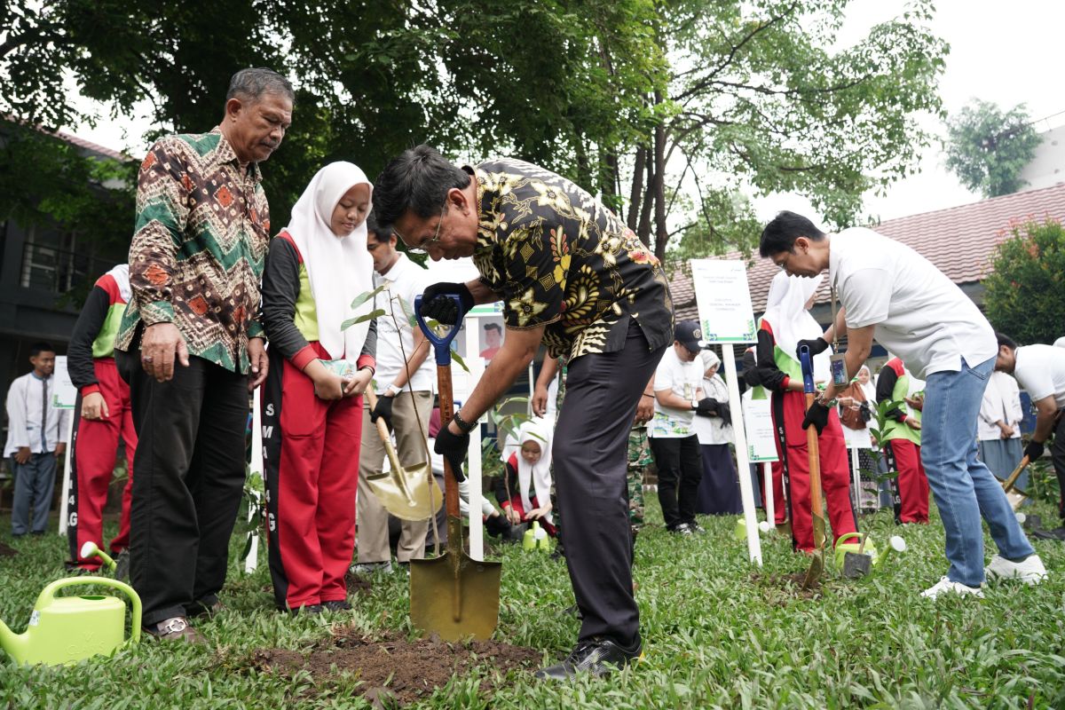 Pertamina ikut cetak generasi muda Palembang peduli lingkungan