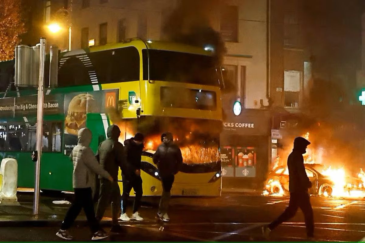 Polisi Irlandia tangkap 34 orang usai kerusuhan di Dublin