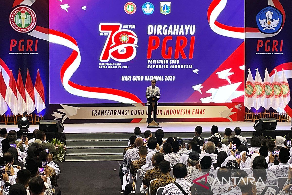 Jokowi: manfaatkan bonus demografi menuju Indonesia Emas 2045