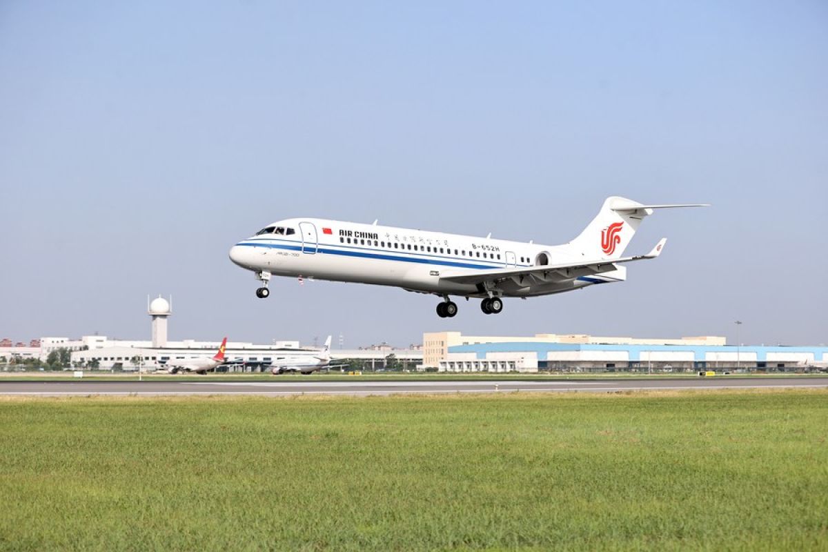 Pesawat jet ARJ21 buatan China layani 10 juta penumpang