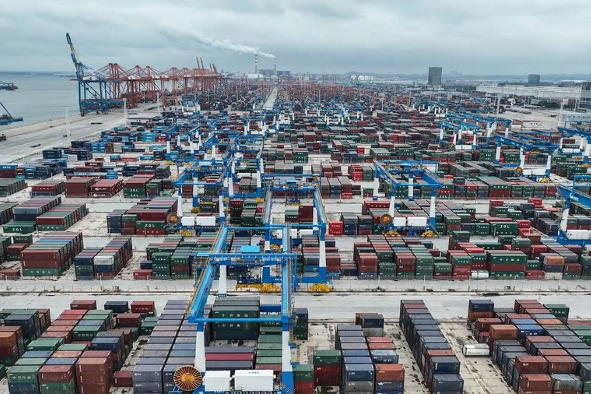 Perdagangan barang -jasa China tembus 4,09 triliun yuan pada Oktober