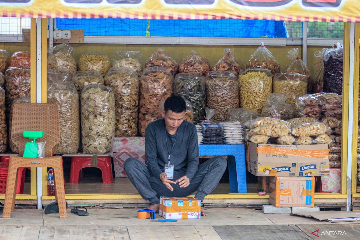 PARADE FOTO - Tempat baru bagi pedagang Pasar Bawah Pekanbaru