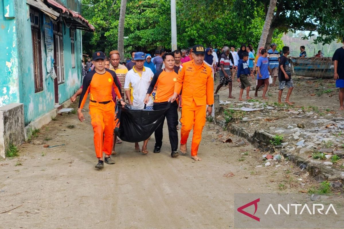 Basarnas Gorontalo temukan anak hilang di Pantai Monano