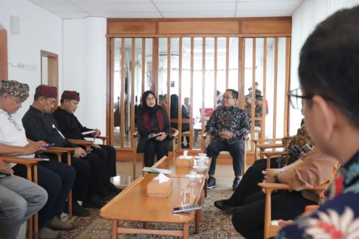 ISI Surakarta tawarkan pendirian kampus seni di Banyuwangi