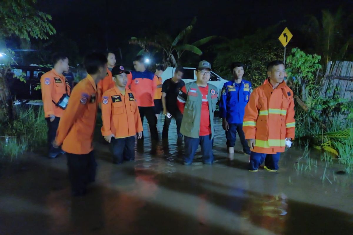 Banjir bandang  landa Desa Canti dan Banding Lampung Selatan