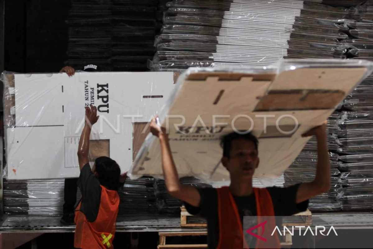 Polrestabes Surabaya jaga ketat gudang logistik Pemilu 2024