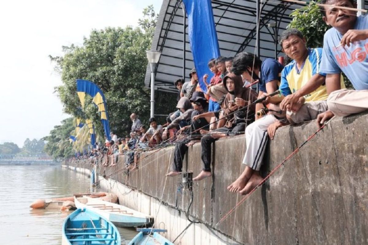 Pemkot siapkan satu ton ikan untuk mancing bareng di Sungai Cisadane