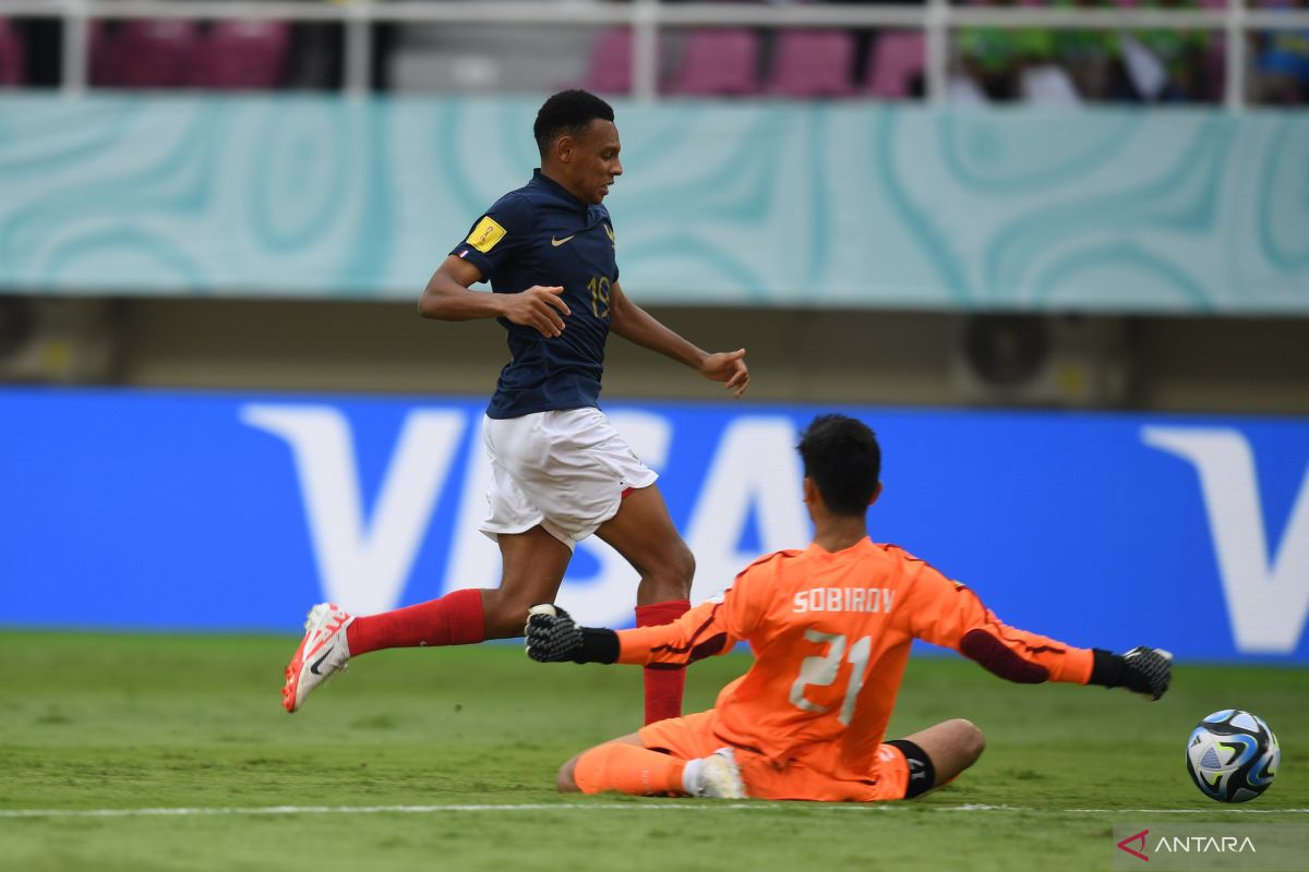 Pelatih timnas Prancis bangga anak asuhnya lolos ke semifinal Piala Dunia U-17