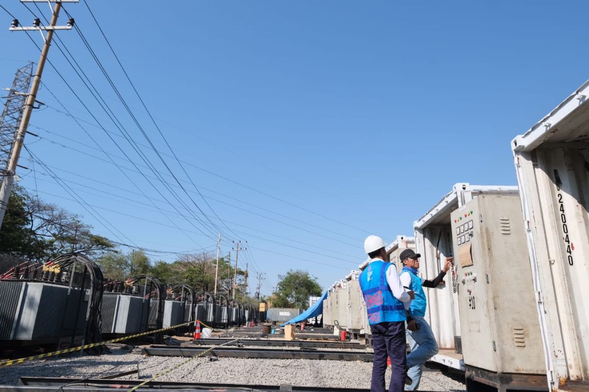 PLN menambah pembangkit berdaya 50 MW perkuat kelistrikan di Sulbagsel