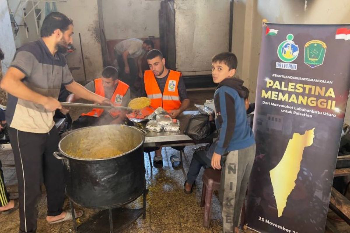 Dai Peduli: Bantuan masyarakat Labuhanbatu Utara sampai di Palestina