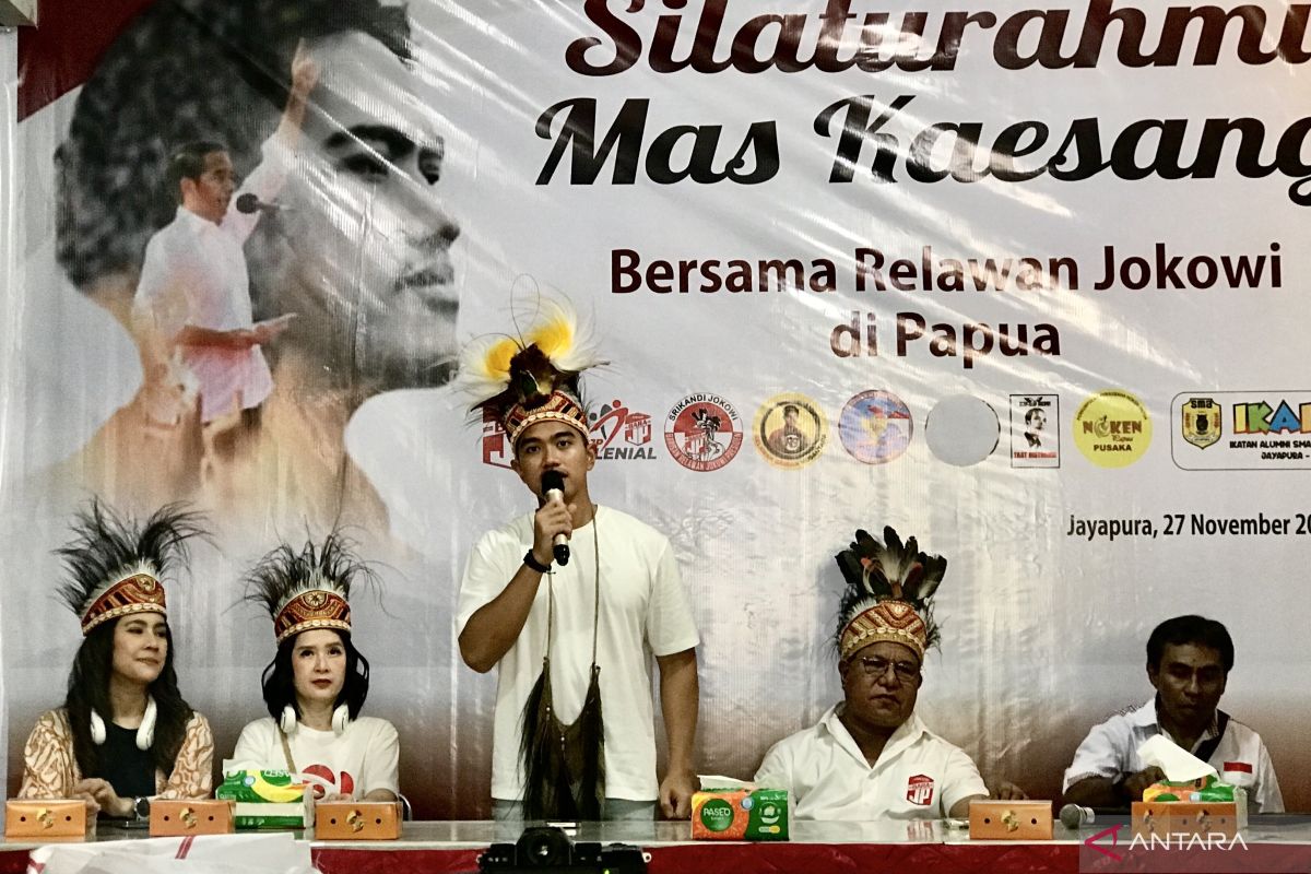 Kaesang minta relawan Jokowi di Papua dukung PSI pada Pemilu 2024