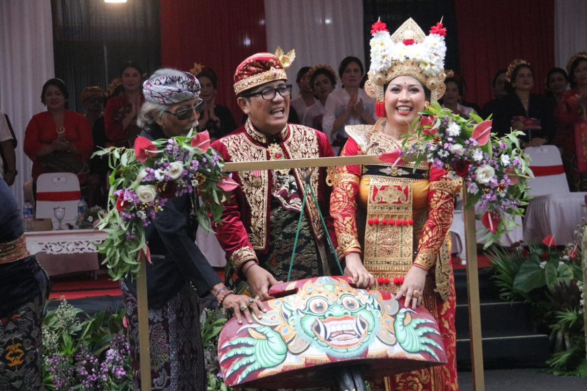 Bupati buka parade budaya sambut HUT ke-530 Kota Tabanan