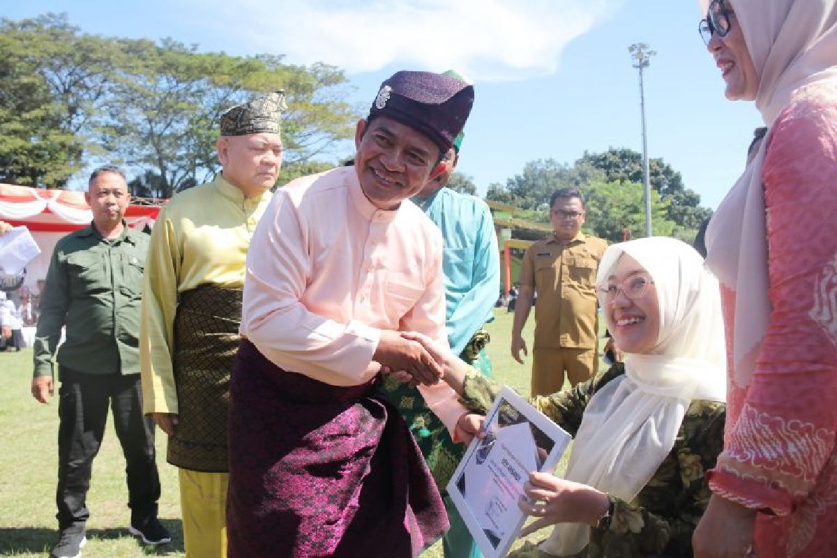 Gubernur Sumut: Hari Guru momentum  tingkatkan kualitas pendidikan