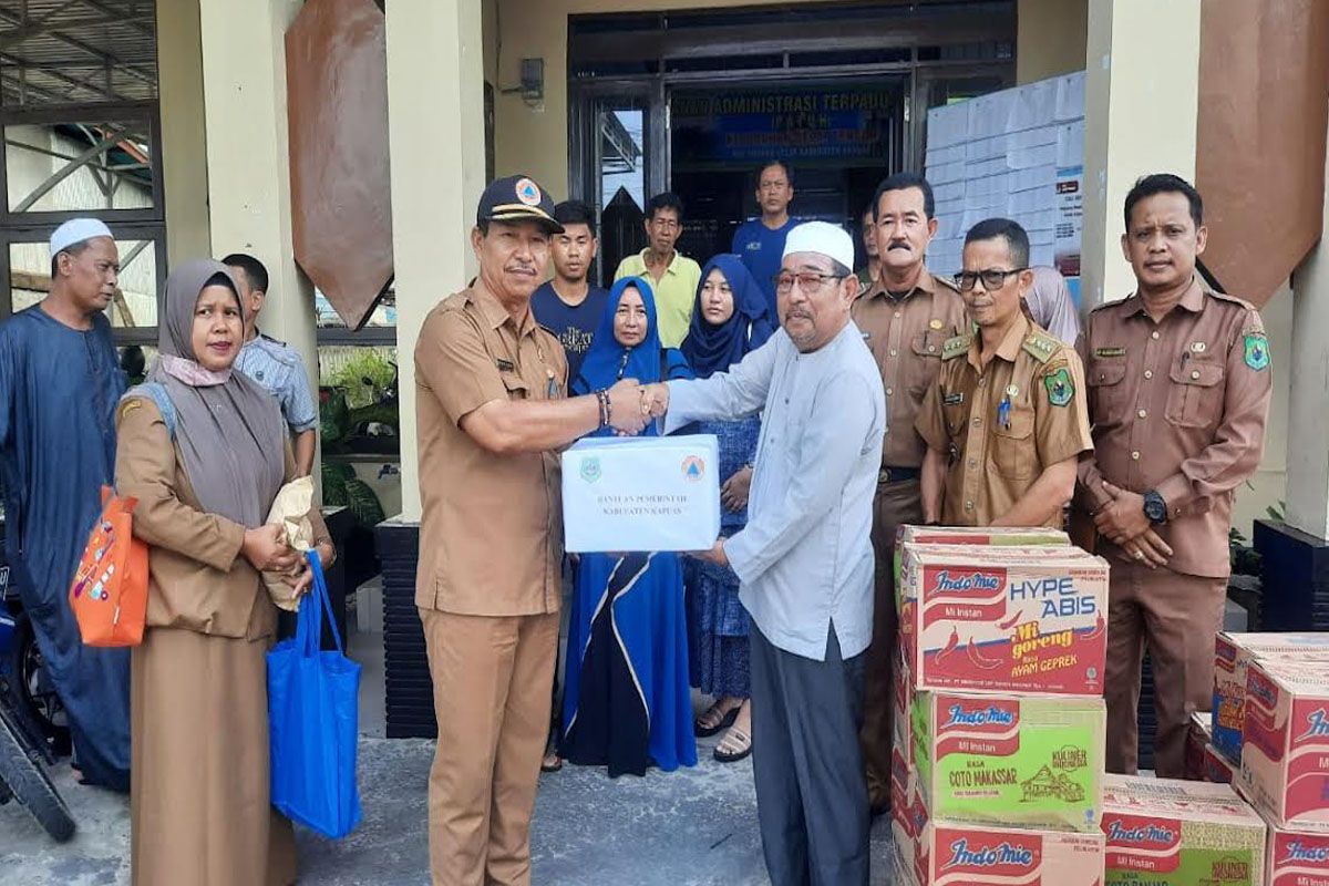 Pemkab Kapuas salurkan bantuan untuk korban kebakaran di dua lokasi