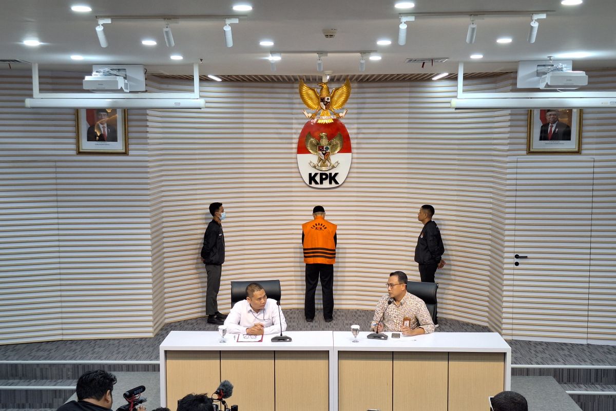 KPK tahan tersangka baru kasus korupsi CCTV Bandung Smart City