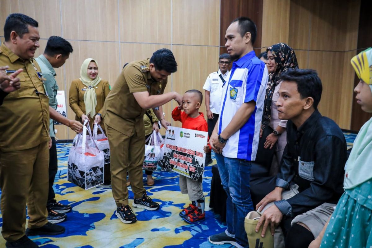 921 penyandang disabilitas di Medan terima bansos Rp1 juta/orang