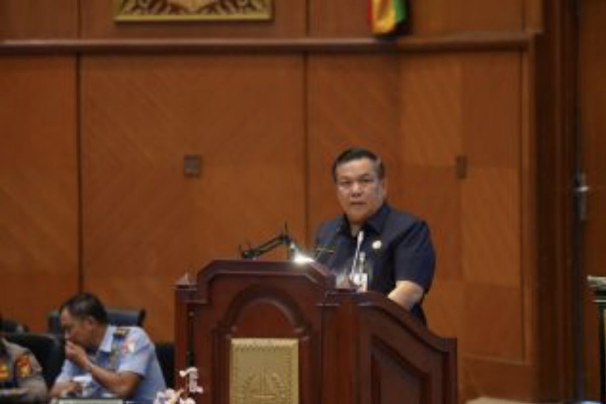 Pemprov Riau sampaikan nota pengantar keuangan RAPBD 2024