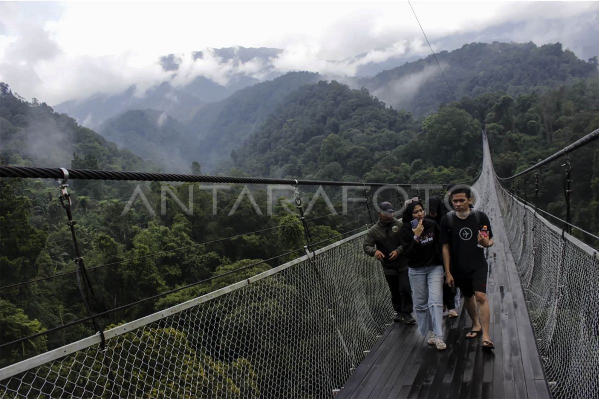 Peneliti nilai situasi kondusif Pemilu 2024 kunci geliat pariwisata akhir tahun