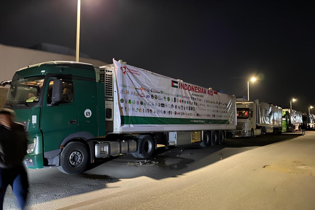 Jeda kemanusiaan berakhir, truk-truk bantuan berhenti masuk Gaza
