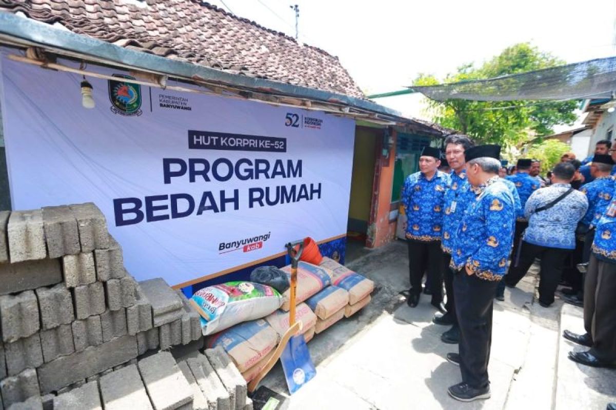 Korpri Banyuwangi bedah 25 rumah tidak layak huni