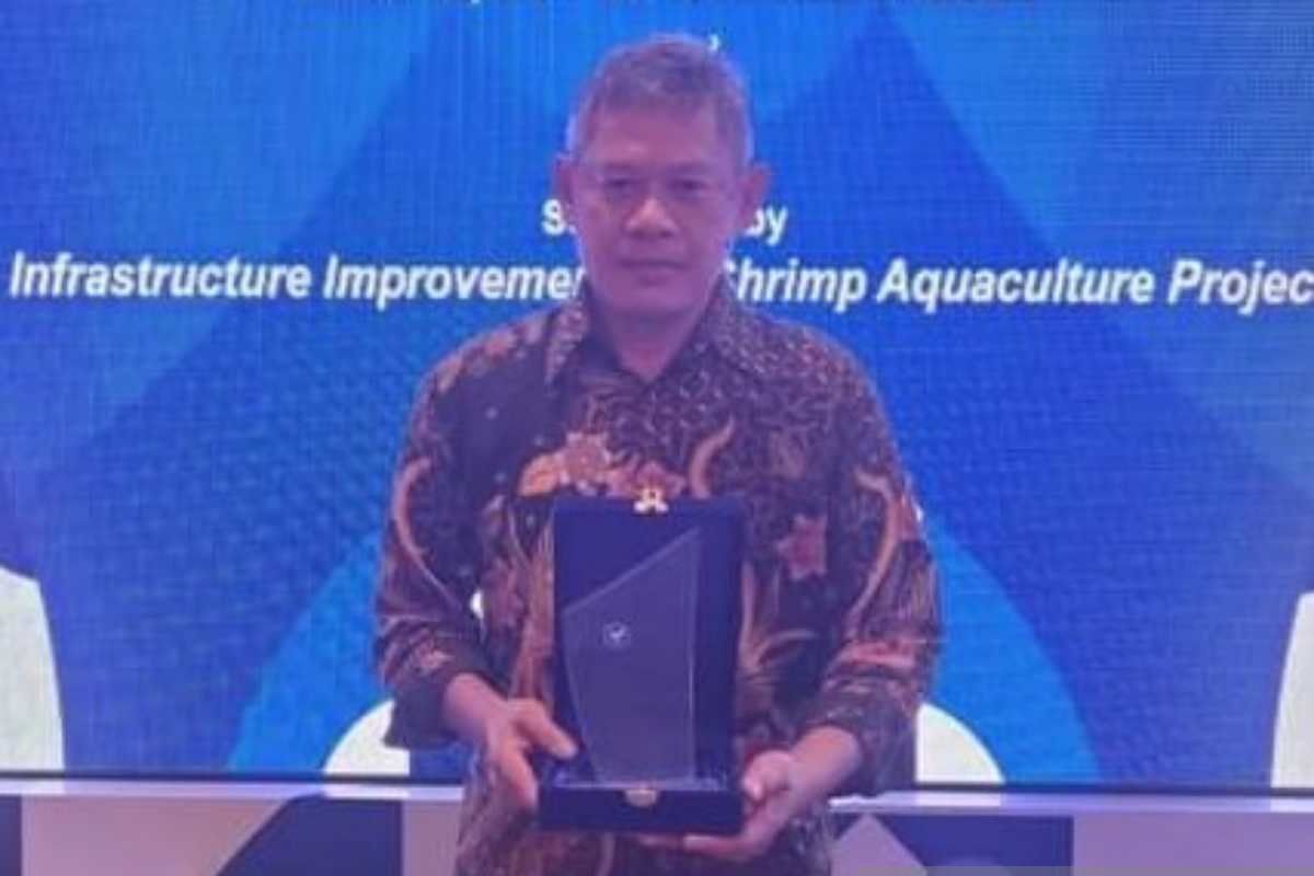Kabupaten Pinrang meraih Penghargaan Kampung Perikanan Budidaya Windu