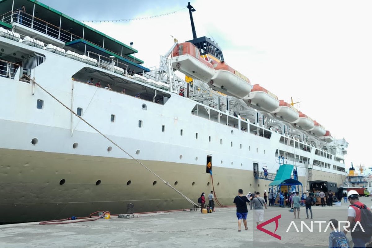 Pelni Ambon tambah dua kapal untuk Maluku dan Papua jelang Natal