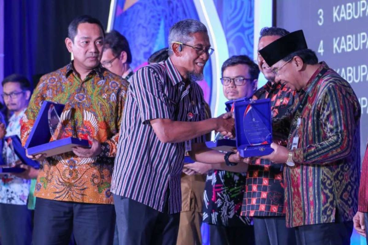 Kota Magelang sukses raih dua penghargaan dari  LKPP Tingkat Jateng