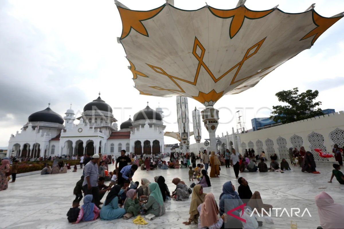 Dispar catat kunjungan wisatawan ke Banda Aceh capai 231.202 orang