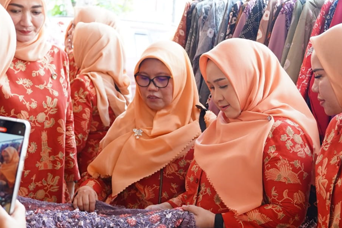 Darma Wanita Sumsel sunat 86 bocah Palembang