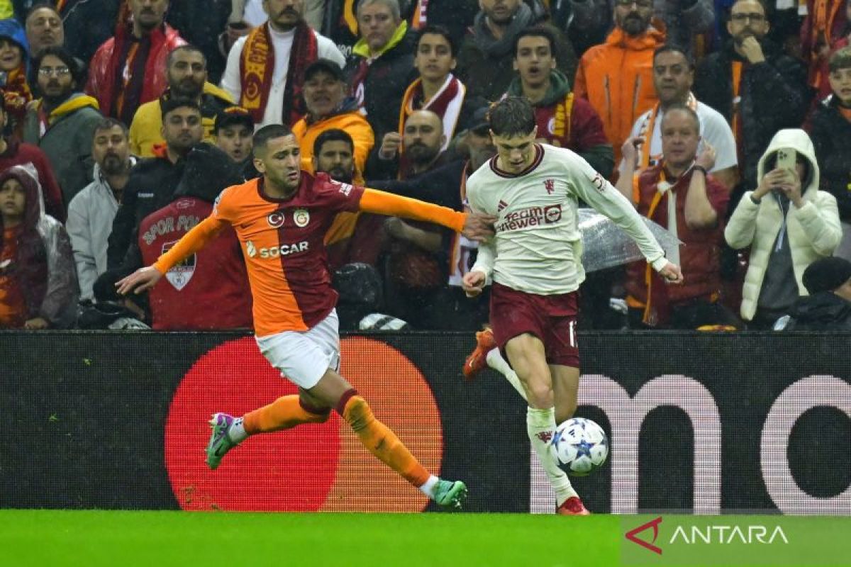 Manchester United hanya bermain imbang 3-3 dengan Galatasaray