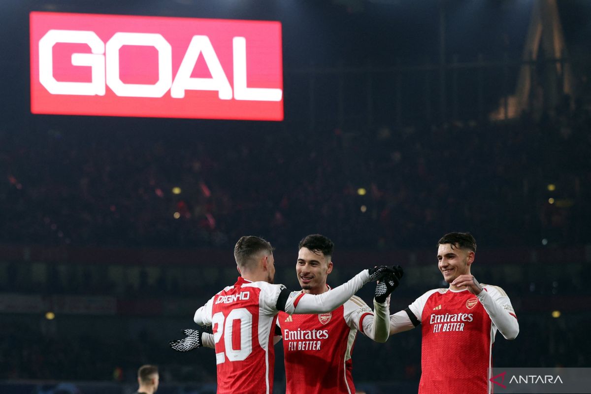 Arsenal lolos 16 besar setelah menang 6-0 atas Lens