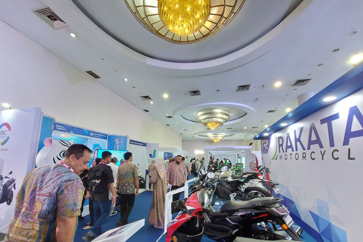 Aismoli bukukan komitmen Rp423 miliar di pameran sepeda motor listrik