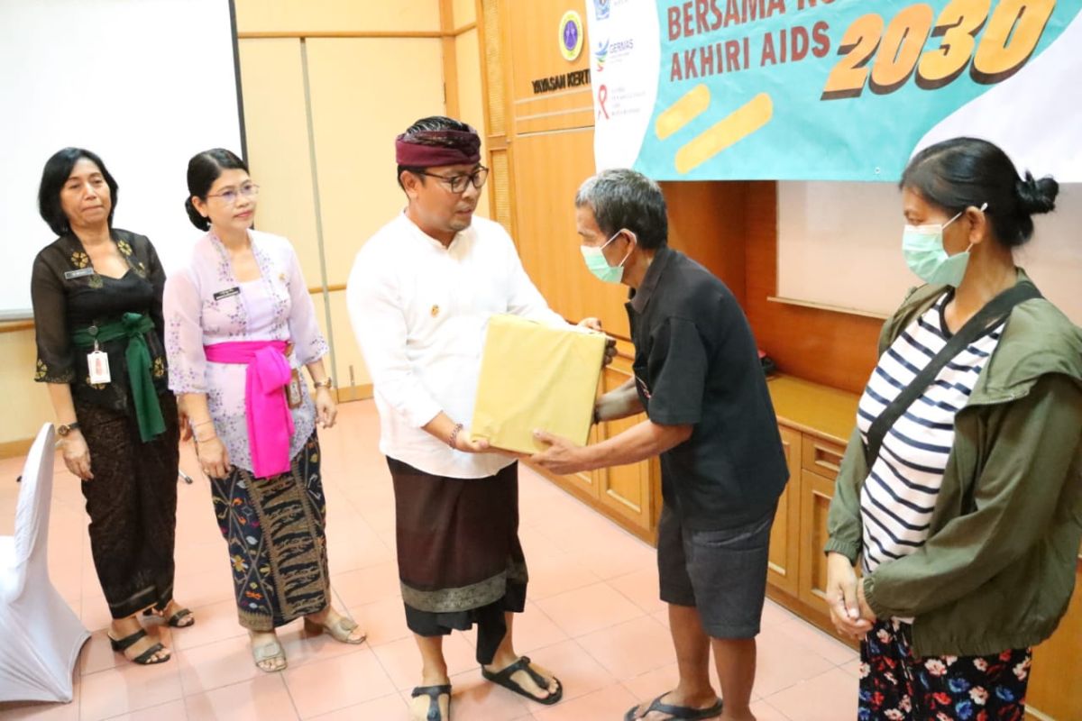 Wakil Wali Kota Denpasar minta ODHA rutin cek kesehatan