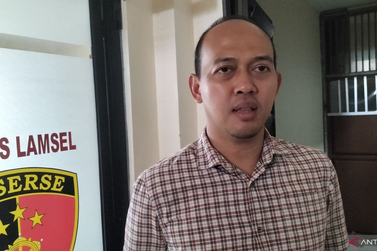 Polisi lakukan penyelidikan penemuan dua jasad bayi di Lampung Selatan