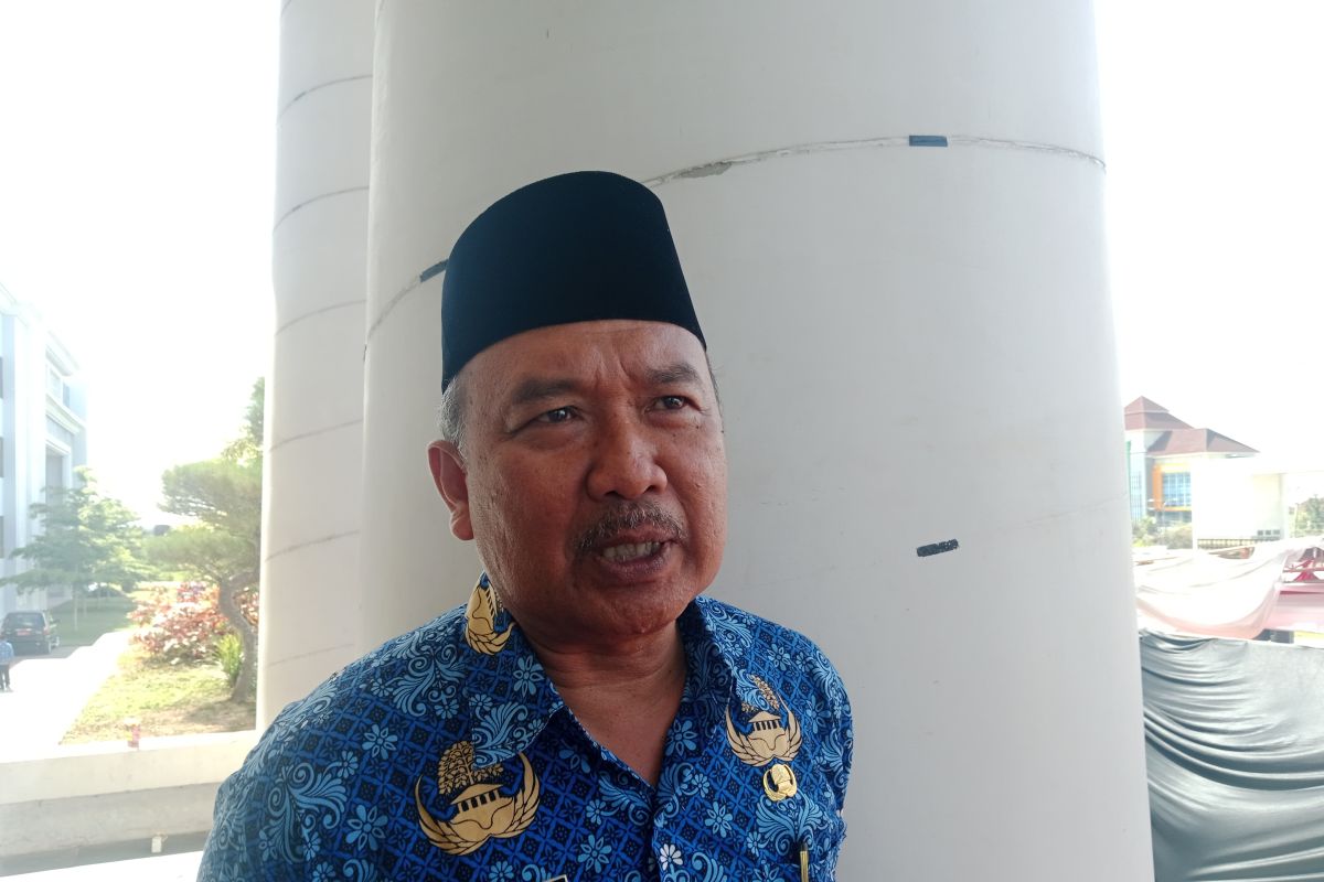 Ratusan buruh pabrik tembakau di Lombok Tengah mendapat bansos